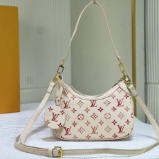 Louis Vuitton Hobo Bags